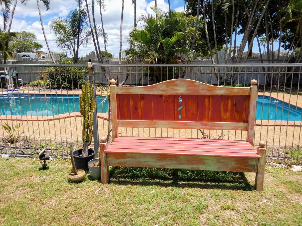 Bargara Beach Motor Inn Budget Accommodation Pet Friendly On Application Exterior photo