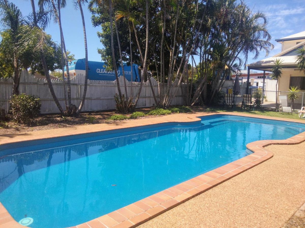 Bargara Beach Motor Inn Budget Accommodation Pet Friendly On Application Exterior photo